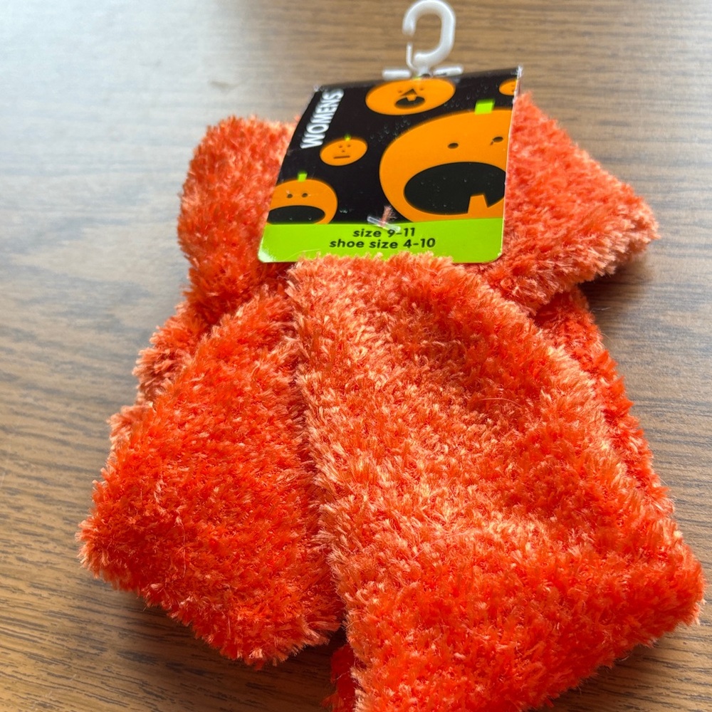 Target Fuzzy Orange womens Socks